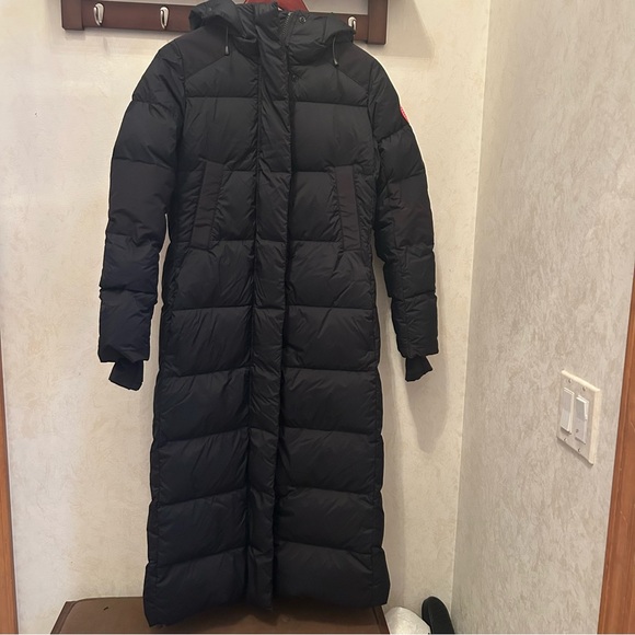 Canada Goose Alliston Long Parka Red Logo Jacket Black size xs - Picture 7 of 16
